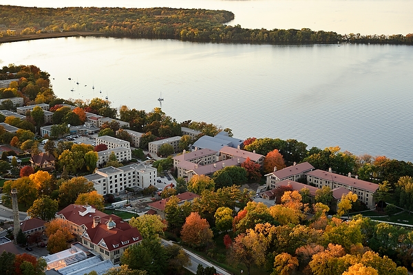 UW Madison Residence Halls Near The Lakeshore Nature Preserve